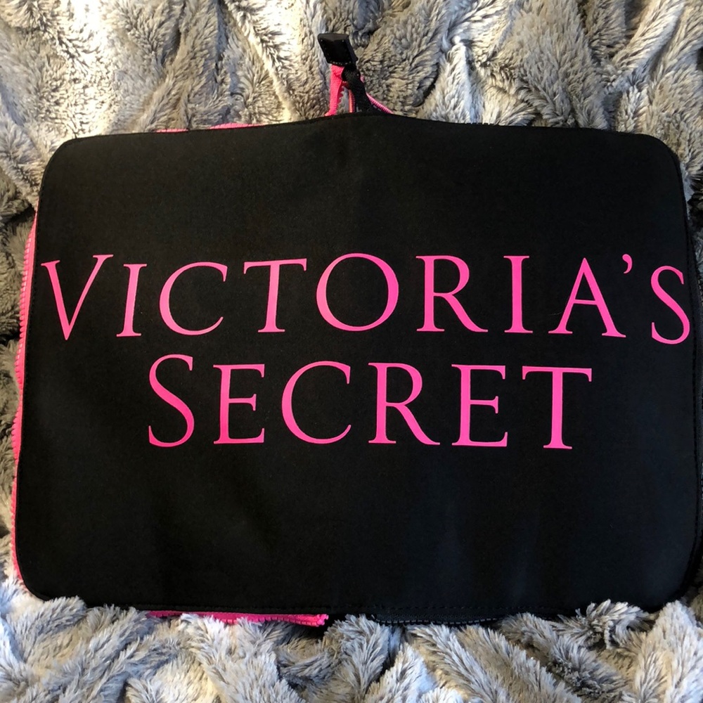 VS Duffel bag